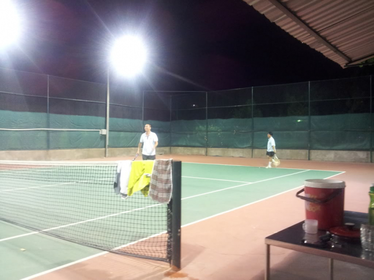 OS.XNL- CLB Tennis Xóm nhà lá