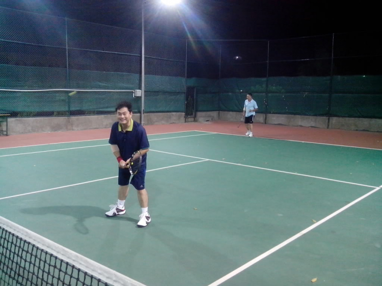 OS.XNL- CLB Tennis Xóm nhà lá