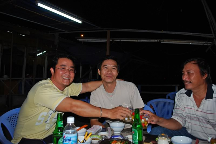 Tình người trên đường thiên lý. Các bác đã gặp trên OS chưa?
