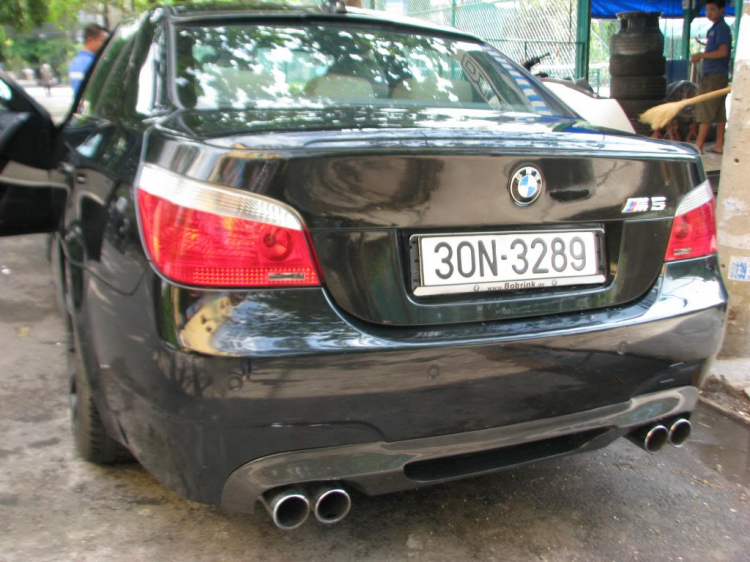 Từ Nha Trang vào SG độ cho "vợ nhỏ" M5 của mình Từ Nha Trang vào SG độ cho "vợ nhỏ" M5 của mình
