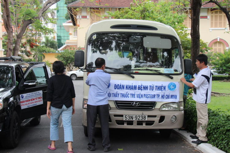 Một số hình ảnh chuyến đi trao ngôi nhà tình thương thứ 3 của FFC