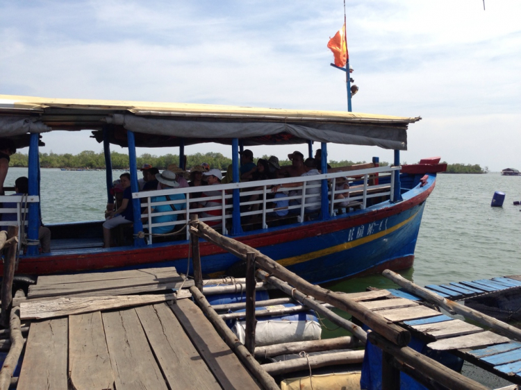 19/4 - 20/4 (T6&T7) CẢ NHÀ GMFC ĐI ĂN GIỖ (Hình ảnh chuyến đi trang 20) 19/4 - 20/4 (T6&T7) CẢ NHÀ GMFC ĐI ĂN GIỖ (Hình ảnh chuyến đi trang 20)