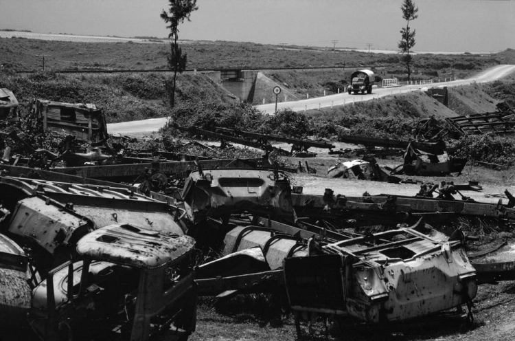 Hình ảnh cực kỳ quý giá về Việt Nam ( 1980 ) Hình ảnh cực kỳ quý giá về Việt Nam ( 1980 )