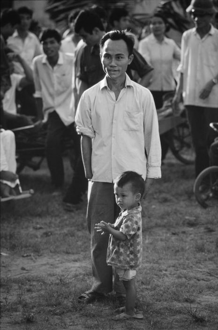 Hình ảnh cực kỳ quý giá về Việt Nam ( 1980 ) Hình ảnh cực kỳ quý giá về Việt Nam ( 1980 )