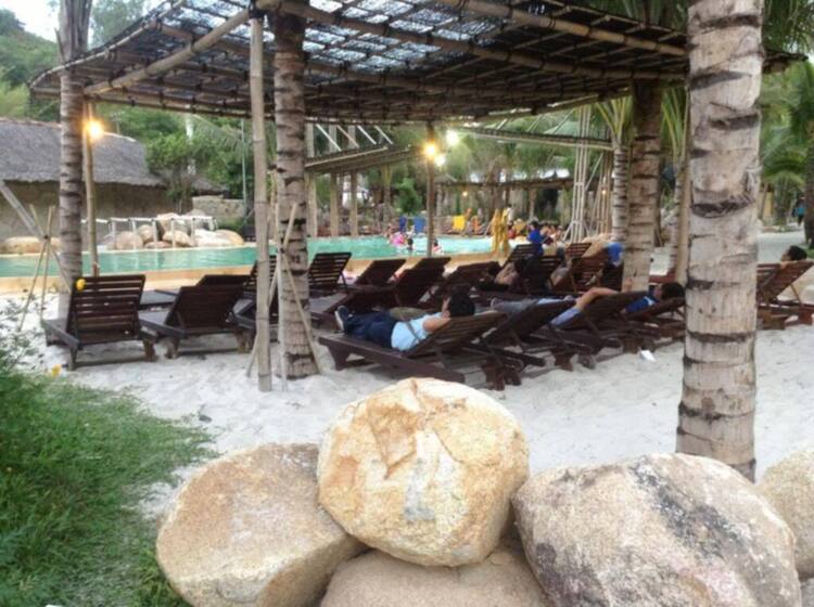 Chuyến đi "Trở lại Phố Biển Nha Trang" (28/4>1/5/2013)_THTT từ trang 5 Chuyến đi "Trở lại Phố Biển Nha Trang" (28/4>1/5/2013)_THTT từ trang 5
