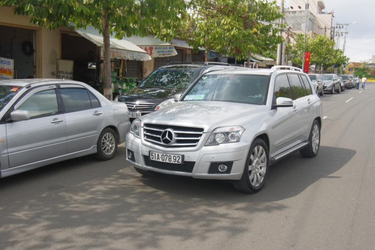 Xuống biển lên rừng (mừng) giải phóng miền Nam (bảng thu chi P.49) Xuống biển lên rừng (mừng) giải phóng miền Nam (bảng thu chi P.49)
