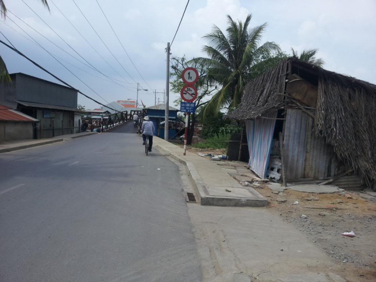 Các Bác Cho Em HỎi