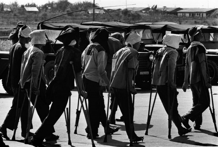 Hình ảnh cực kỳ quý giá về Việt Nam ( 1980 ) Hình ảnh cực kỳ quý giá về Việt Nam ( 1980 )