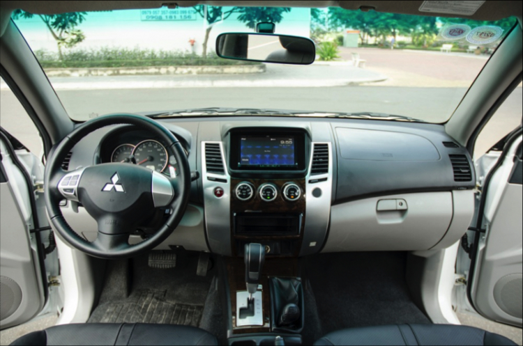 Mitsubishi Pajero Sport mới: thách thức mọi cung đường! Mitsubishi Pajero Sport mới: thách thức mọi cung đường!