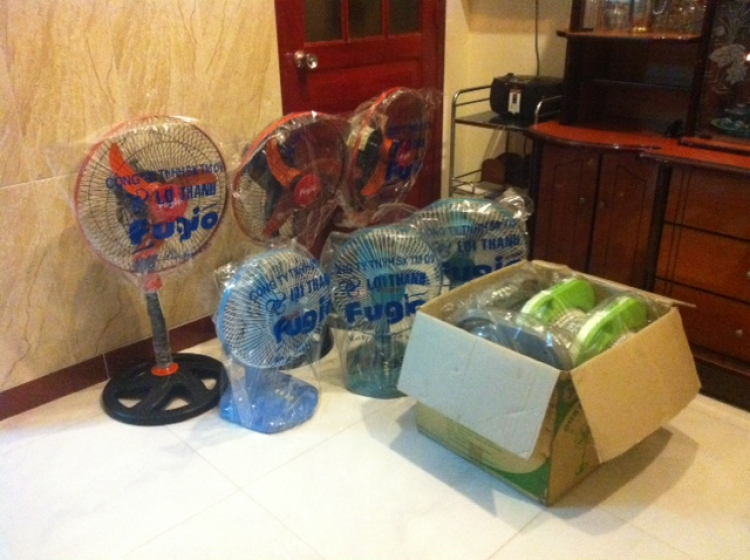 Kiafc - Tour Từ Thiện (BRVT) kết hợp Hồ Cốc 11/5/2013 Kiafc - Tour Từ Thiện (BRVT) kết hợp Hồ Cốc 11/5/2013