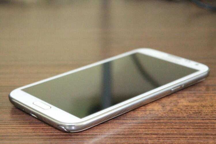 Đánh giá giúp em Galaxy S4 và Note II