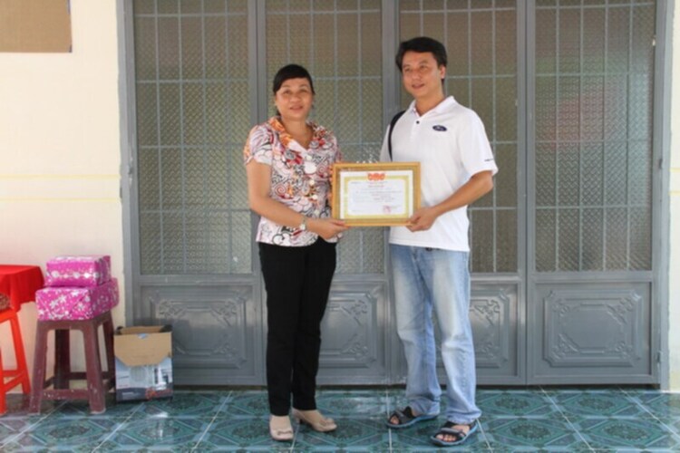 Rủ đi trao nhà tình thương Tây Ninh vào CN 12/5/2013 Rủ đi trao nhà tình thương Tây Ninh vào CN 12/5/2013