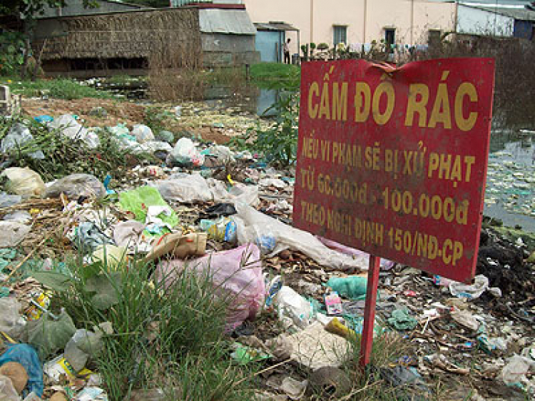 Các biển báo giao thông vô dụng nhất.