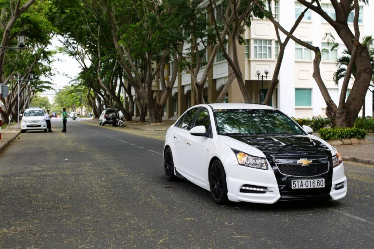 Xưởng độ Cruze,hình Tr 1,24,26 ,27,28 ,30, 31,33, 35.36,37,38,39,40,41,42 ,45 em cruze vàng cam độ