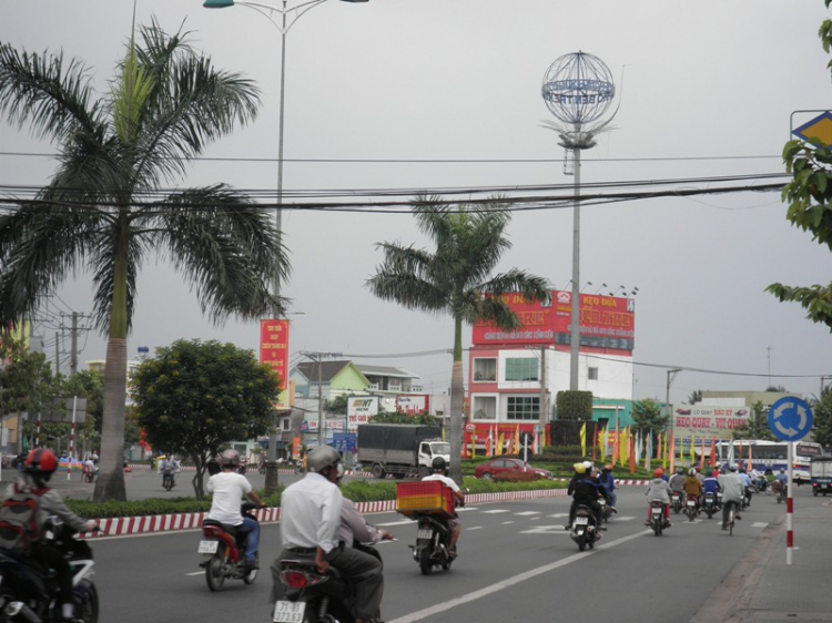 "S.O.S - Hỗ trợ giao thông" và đồng bào nghèo ở Bến Tre "S.O.S - Hỗ trợ giao thông" và đồng bào nghèo ở Bến Tre