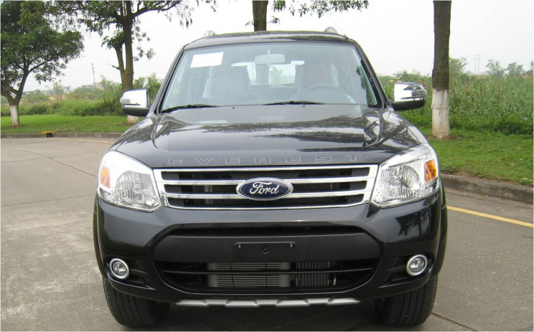 Ford Everest mới model 2013 (facelift)  tại nhà máy Ford Hải Dương