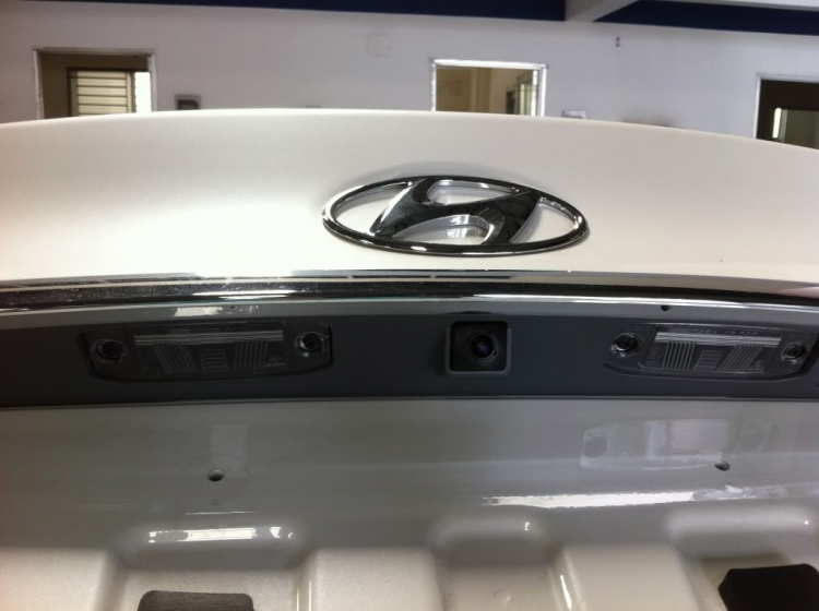 Hyundai thanh phúc.... SONATA 2013 ..chú ý khi gắn loa sup nhé tra 3...