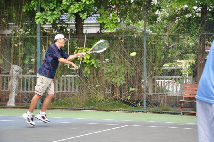 OS.XNL- CLB Tennis Xóm nhà lá