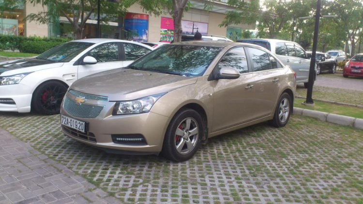 Xưởng độ Cruze,hình Tr 1,24,26 ,27,28 ,30, 31,33, 35.36,37,38,39,40,41,42 ,45 em cruze vàng cam độ