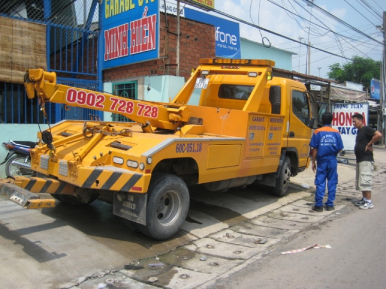 S.O.S - Thông tin về các gara cứu hộ, sửa xe, vá xe di động trên toàn quốc! S.O.S - Thông tin về các gara cứu hộ, sửa xe, vá xe di động trên toàn quốc!