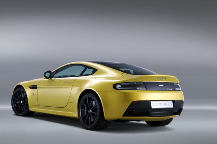 V12 Vantage S - Siêu xe tiếp theo của Aston Martin ra mắt nhân kỉ niệm AM tròn 100 tuổi