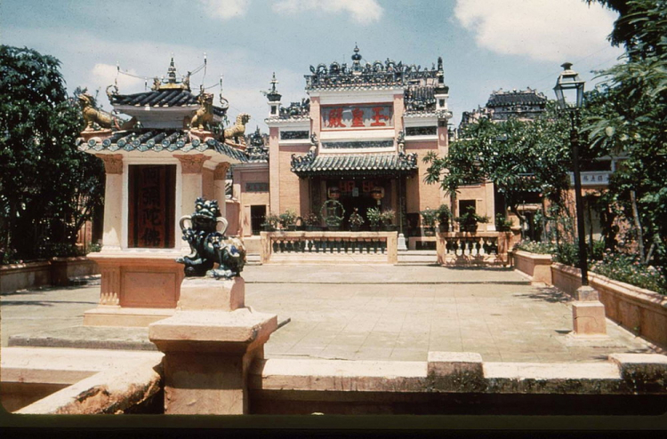 Hình ảnh cực kỳ quý giá về Việt Nam ( 1980 ) Hình ảnh cực kỳ quý giá về Việt Nam ( 1980 )