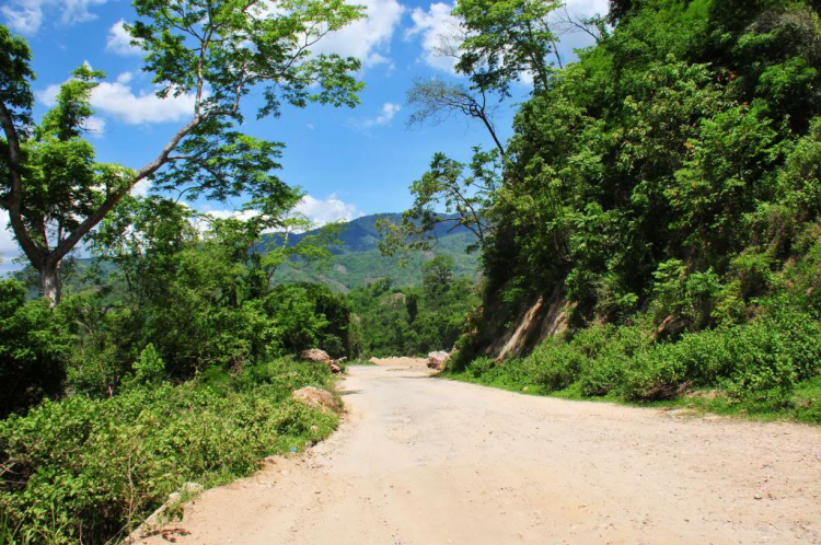 cập nhật tình hình đèo ngoạn mục hướng ĐL-Phan rang tháng 05/2013