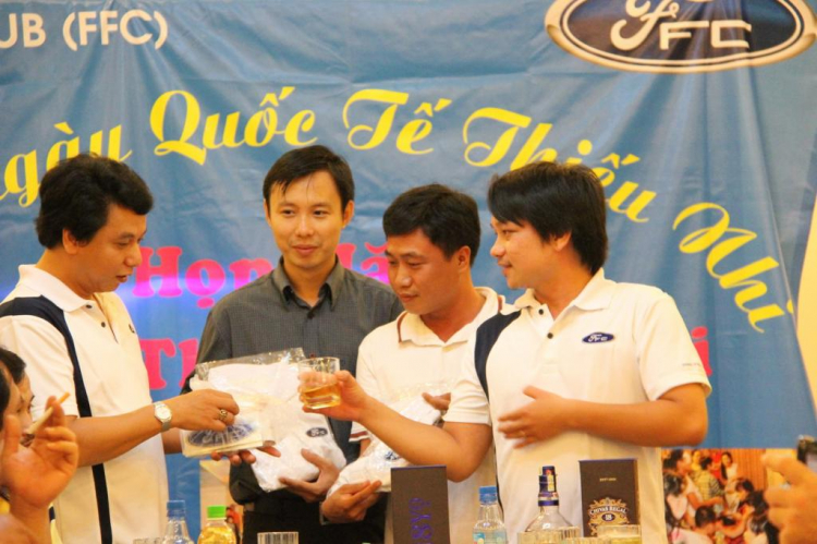 Off nhẹ "hậu" tết thiếu nhi 2013 - Ra mắt thành viên mới FFC