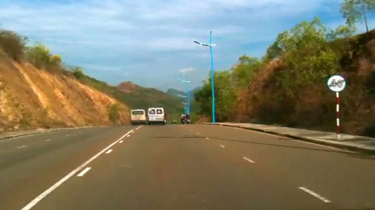 Tập hợp các biển báo <40km/h cần loại bỏ nào