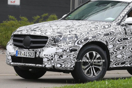 Mercedes-Benz-GLK-2016-2.jpg