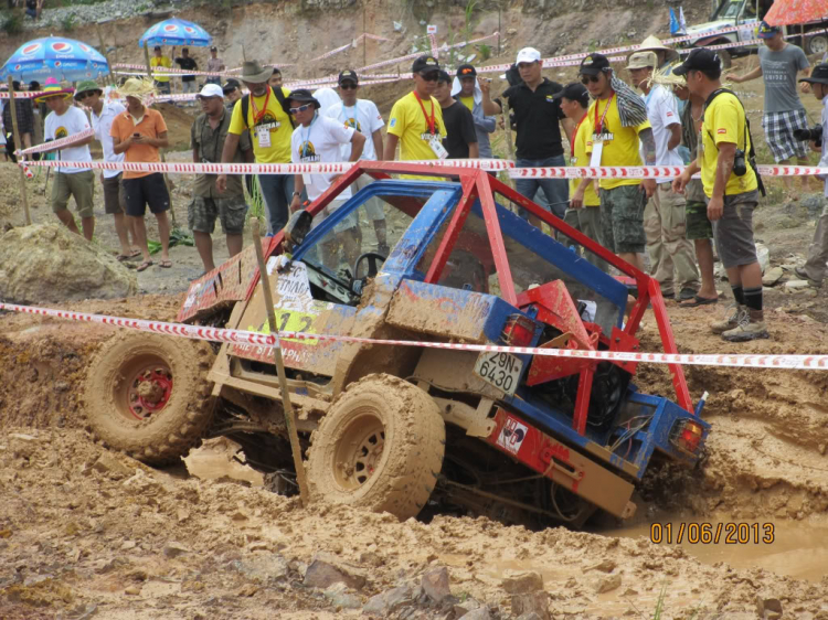 40 đội đua off-road tụ quân ở Hạ Long