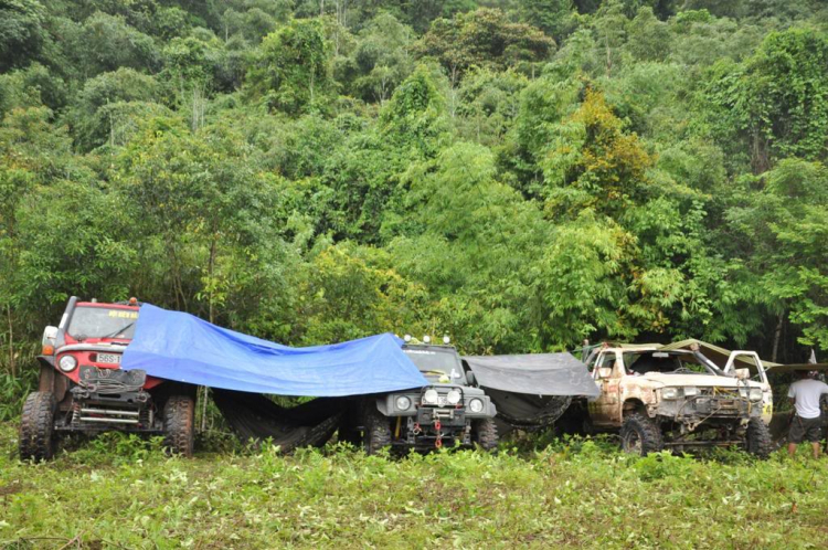 40 đội đua off-road tụ quân ở Hạ Long 40 đội đua off-road tụ quân ở Hạ Long