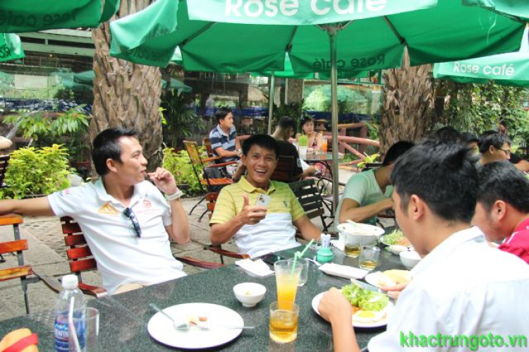 OFF 8h SÁNG CHỦ NHẬT 9/6 Cafe Rose , kế bên Nhà Hát Hòa Bình , đường 3-2