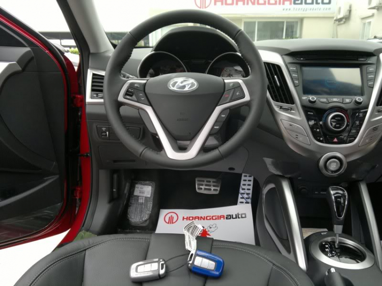 Hyundai Veloster 1.6AT e mới tậu, các bác vào xem cho nhận xét nha