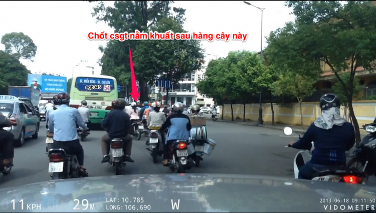 Giảng viên ĐH BK đòi cảnh sát đưa bằng chứng vi phạm giao thông Giảng viên ĐH BK đòi cảnh sát đưa bằng chứng vi phạm giao thông