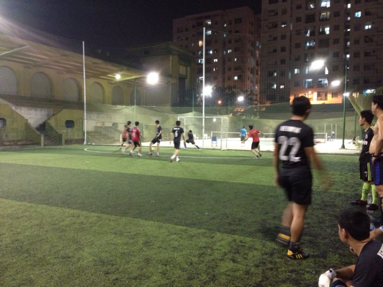 [Futsal Club] Quan hệ Thứ 2 (sân Tiểu Ngư) & Thứ 6 từ 19h-20h30 (Nhà Thiếu Nhi TPhố)