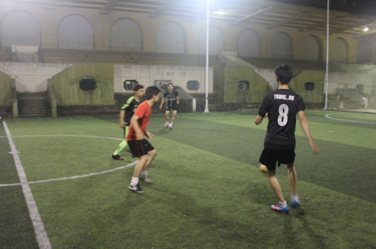 [Futsal Club] Quan hệ Thứ 2 (sân Tiểu Ngư) & Thứ 6 từ 19h-20h30 (Nhà Thiếu Nhi TPhố)