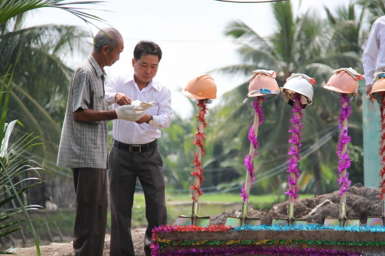 Khởi công xây cầu từ thiện cho người nghèo tại xã Tân Chánh, H.Cần Đước