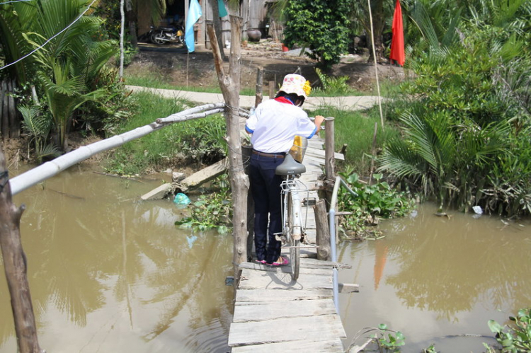 Khởi công xây cầu từ thiện cho người nghèo tại xã Tân Chánh, H.Cần Đước Khởi công xây cầu từ thiện cho người nghèo tại xã Tân Chánh, H.Cần Đước