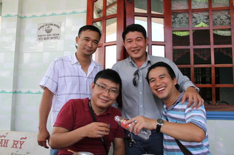 Khởi công xây cầu từ thiện cho người nghèo tại xã Tân Chánh, H.Cần Đước Khởi công xây cầu từ thiện cho người nghèo tại xã Tân Chánh, H.Cần Đước