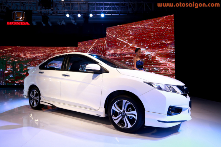 Honda City 2014 có giá chính thức 552 triệu đồng