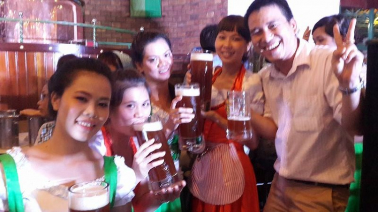 Đăng ký tham gia Lễ hội bia Oktoberfest hàng năm