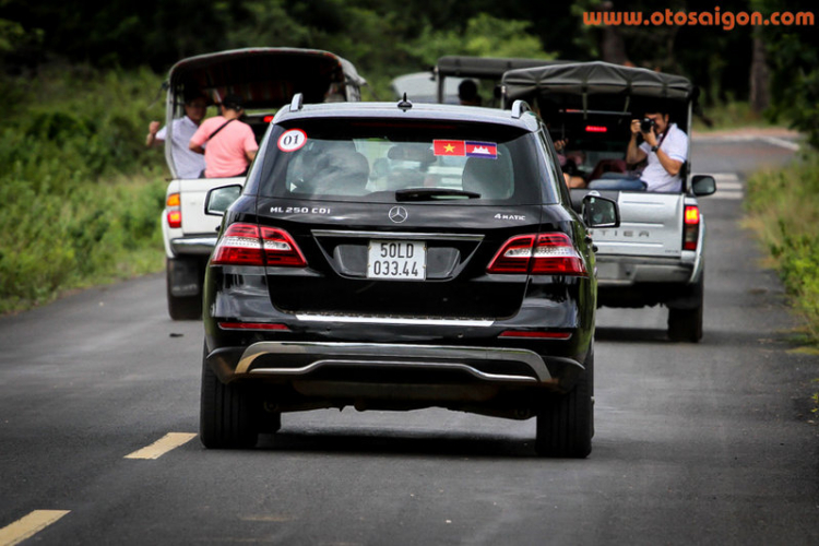 “Mãnh hổ” Mercedes-Benz ML250 CDI chinh phục đền thiêng Angkor – Wat