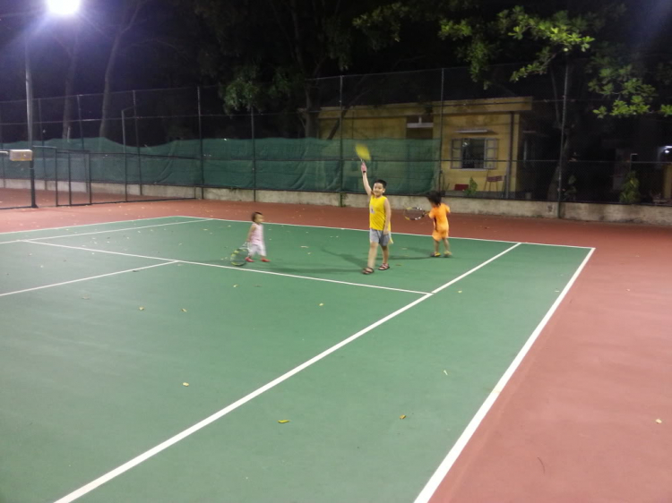 OS.XNL- CLB Tennis Xóm nhà lá