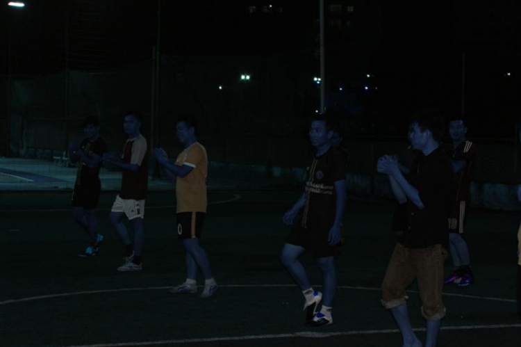 [Futsal Club] Quan hệ Thứ 2 (sân Tiểu Ngư) & Thứ 6 từ 19h-20h30 (Nhà Thiếu Nhi TPhố)