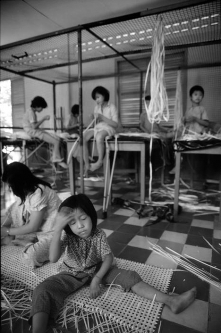 Redsvn-Philip-Jones-Griffiths-Vietnam-1980-71.jpg