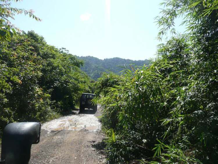 Dốc đá vôi - Thử sức mùa mưa 2013 cho anh em Offroad 28/6/2013 Dốc đá vôi - Thử sức mùa mưa 2013 cho anh em Offroad 28/6/2013