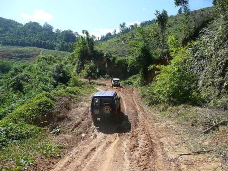 Dốc đá vôi - Thử sức mùa mưa 2013 cho anh em Offroad 28/6/2013 Dốc đá vôi - Thử sức mùa mưa 2013 cho anh em Offroad 28/6/2013