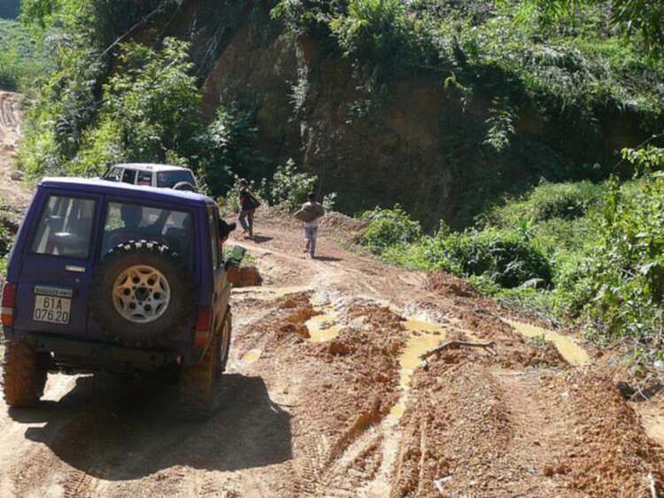 Dốc đá vôi - Thử sức mùa mưa 2013 cho anh em Offroad 28/6/2013