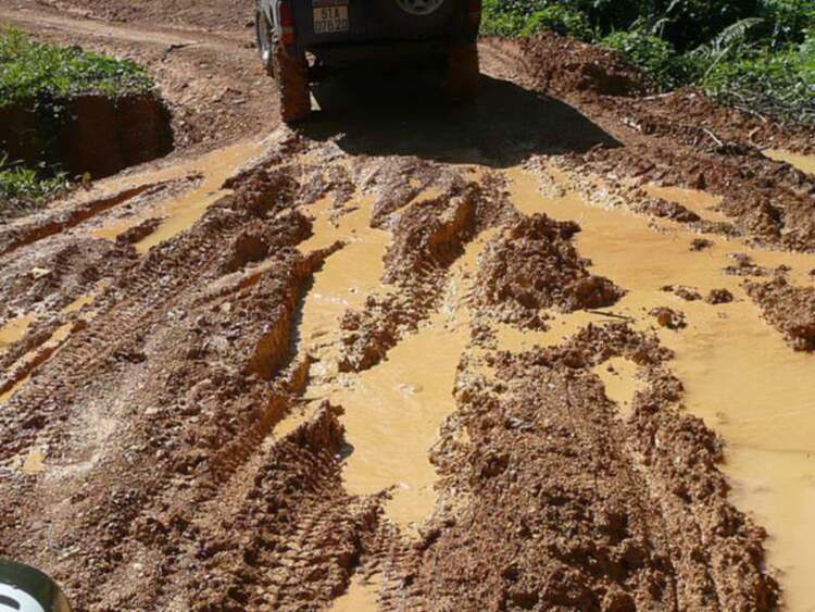 Dốc đá vôi - Thử sức mùa mưa 2013 cho anh em Offroad 28/6/2013